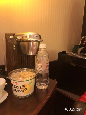 周边都是大型商场,店铺品质都蛮好的