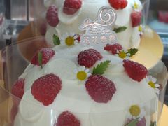 -花花卷卷·鲜食蛋糕(静安久光百货店)