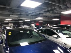 -万象天地-停车场