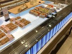 面包甜点陈列柜-巴黎贝甜(熙悦汇店)