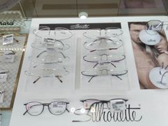 -宝岛眼镜(群光广场店)