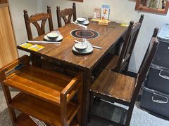 -乡土黄·鲜牛肉火锅·小龙虾(兴业街店)