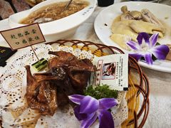 -津津菜馆(绝没分店)