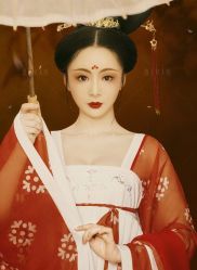 -盘子女人坊古装写真摄影