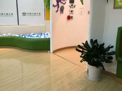 -乐融儿童之家早教托育(武昌校区)