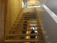 -新华里咖啡书吧(新华书店小寨店)