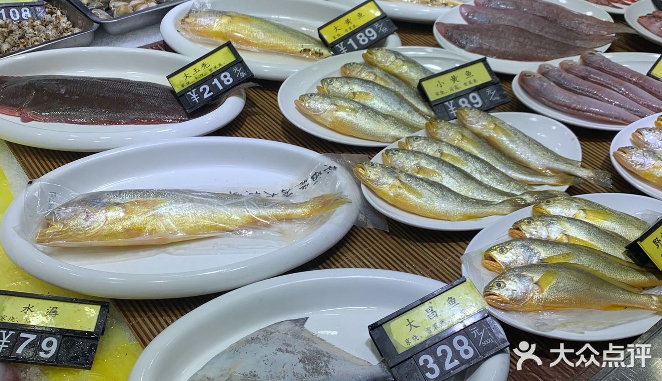 虾肉Q弹，味道真的很赞，每一只都很新鲜，个头也不小