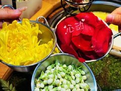 -一朵菌·野生菌探索家火锅(南亚店)