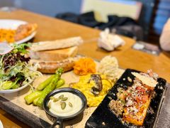 -Mark&Mars Restaurant