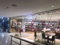 -VENCHI 闻绮(北京国贸商城店)