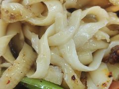 -秋林鸡汤刀削面