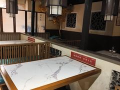 -小凤庭·地道湖北菜武昌鱼·藕汤(38年黄鹤楼店)