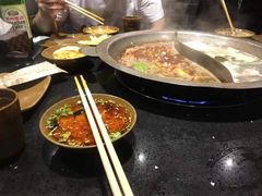 -宽板凳老灶火锅(南礼士路店)