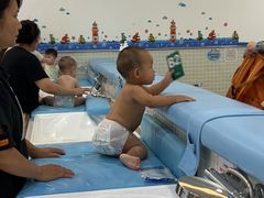 -蓝旗亲子游泳(范湖万达广场店)