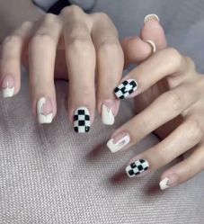 -LILY NAILS美甲美睫