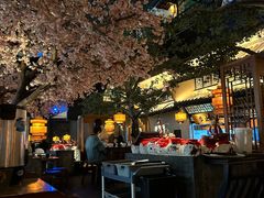 -桂满隴·站立的杭州(无锡八佰伴店)