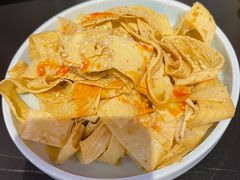 -多嘴超级肉蟹煲(中街恒隆故宫店)