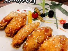 香烤翅中-LUCCA卢卡西班牙海鲜饭(远洋广场店)