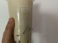 -1828王老吉·草本新茶(珠江新城地铁站店)