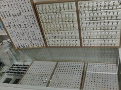 -AI艾耳·专业手工耳洞·穿孔美学馆