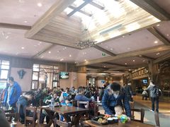 大堂-横琴湾畔餐厅(长隆海洋王国白鲸剧场店)