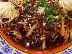 -临界音乐酒馆·小龙虾·江湖菜(华熙LIVE·鱼洞店)