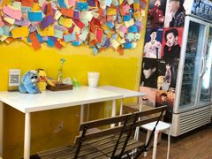 -志龙皇冠吃货椰子铺