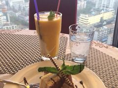 iphone_upload_pic-粤海璇宫·木棉花高空旋转餐厅·聚会派对