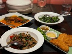 -Sala Thai Restaurant