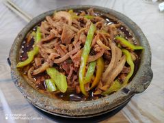 -梁师傅砂锅(哈达西街店)