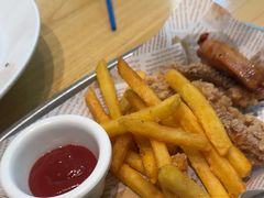 -菲滋意式休闲餐厅(北仑银泰城店)