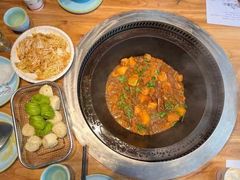 -山河屯铁锅炖·非遗东北菜(南山店)
