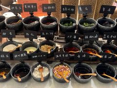 -杭州西湖湖滨银泰亚朵酒店