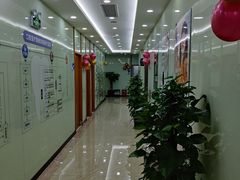-茂菊口腔连锁(浦东南路店)
