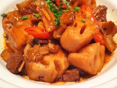 砂锅红烧肉烧湖莲藕-辣可可·小炒黄牛肉(望京凯德MALL店)
