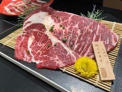 -山川小町·极番烧肉(新地假日广场店)
