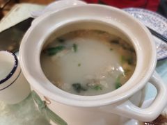 -六和聚传统烤鸭.天津菜(和平店)