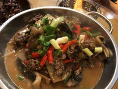 -临江餐馆二楼美食部落