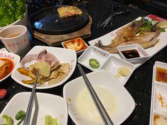 -木槿花韩式炭烤·熟成肉工坊(孙文东路店)