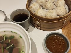 -馋三尺蟹粉小笼(人民广场店)