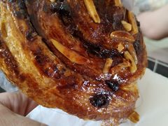 -好利来(新宜白店)