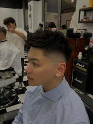 -MARTIN'S BARBER SHOP男士理发馆