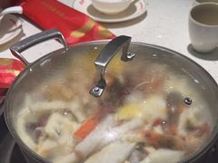 -三人行骨头王火锅(长寿店)