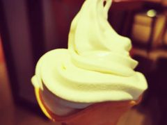 榴莲之神冰淇淋花筒-肯德基(盘龙奥莱店)