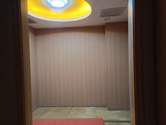 -碧中海汤泉汗蒸酒店