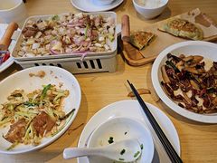-关东小磨东北菜(上海长风大悦城店)