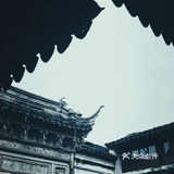 有什么比在周庄泛舟的美景更富诗意呢？