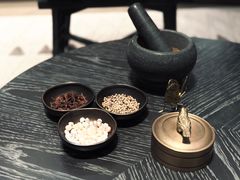 -瑰丽酒店·海吧·天际下午茶·现场DJ·天台酒吧