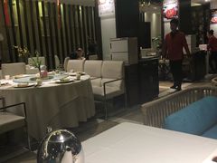 大堂-同喜烤鸭店(光芒店)