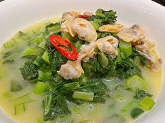 -新白鹿餐厅(湖滨银泰IN77C区店)